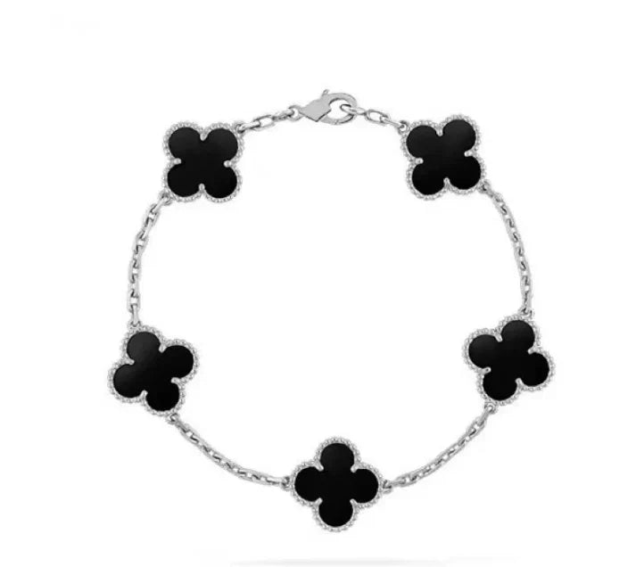 Ava | Cloverleaf Black Silver Necklace 0