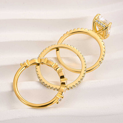 Elegant 3-Piece Gold Wedding Ring Set for Women – Timeless Design, Comfortable Fit, Customizable Sizes 1