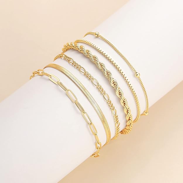 Elegant Gold Bracelet Set, Adjustable Fit, Lightweight Design for Casual and Formal Wear 4