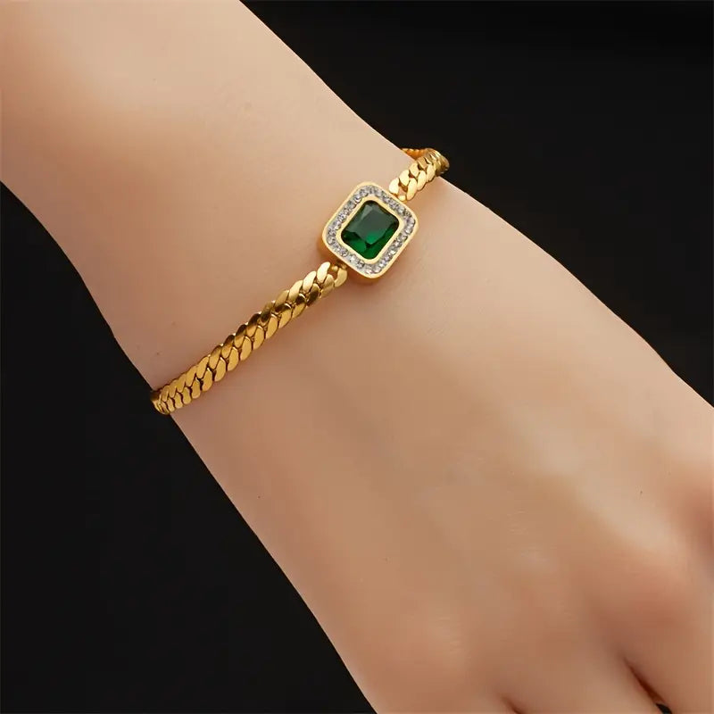 Elegant Gold Bracelet for Women, Adjustable 6.5 to 8 Inches, Lightweight Gold-Plated Alloy, Versatile Modern Design 1
