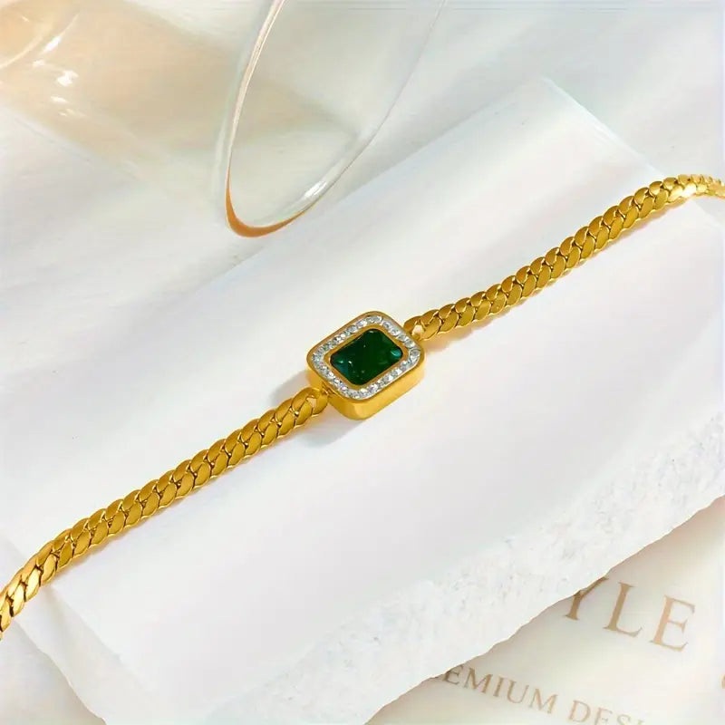 Elegant Gold Bracelet for Women, Adjustable 6.5 to 8 Inches, Lightweight Gold-Plated Alloy, Versatile Modern Design 3