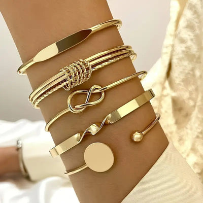 Elegant Gold Knotted Bracelet Set – Stylish Accessory for Any Occasion 0