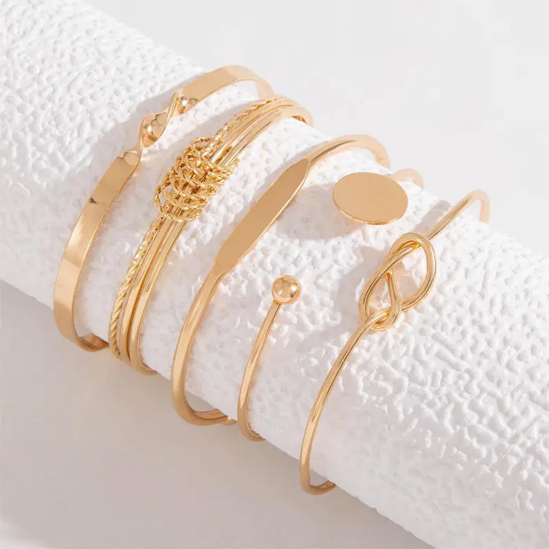 Elegant Gold Knotted Bracelet Set – Stylish Accessory for Any Occasion 1