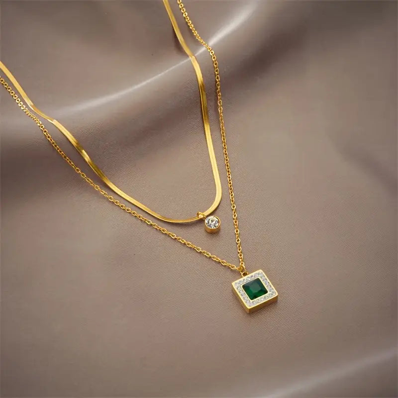 Elegant Gold Necklace with Intricate Design – Tirena Valeure 1