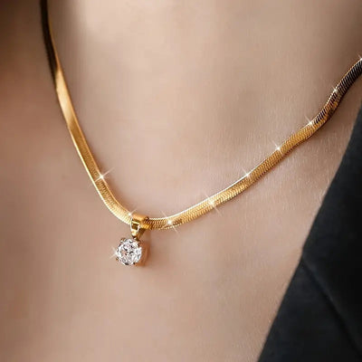 Elegant Gold Rhinestone Pendant Necklace for Women - Adjustable Chain, Lightweight Jewelry Accessory 0