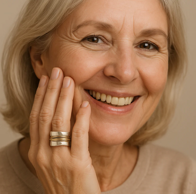 Elegant Silver Ring with Golden Threads – Unique Design, Comfortable Fit, Perfect for Any Occasion 2