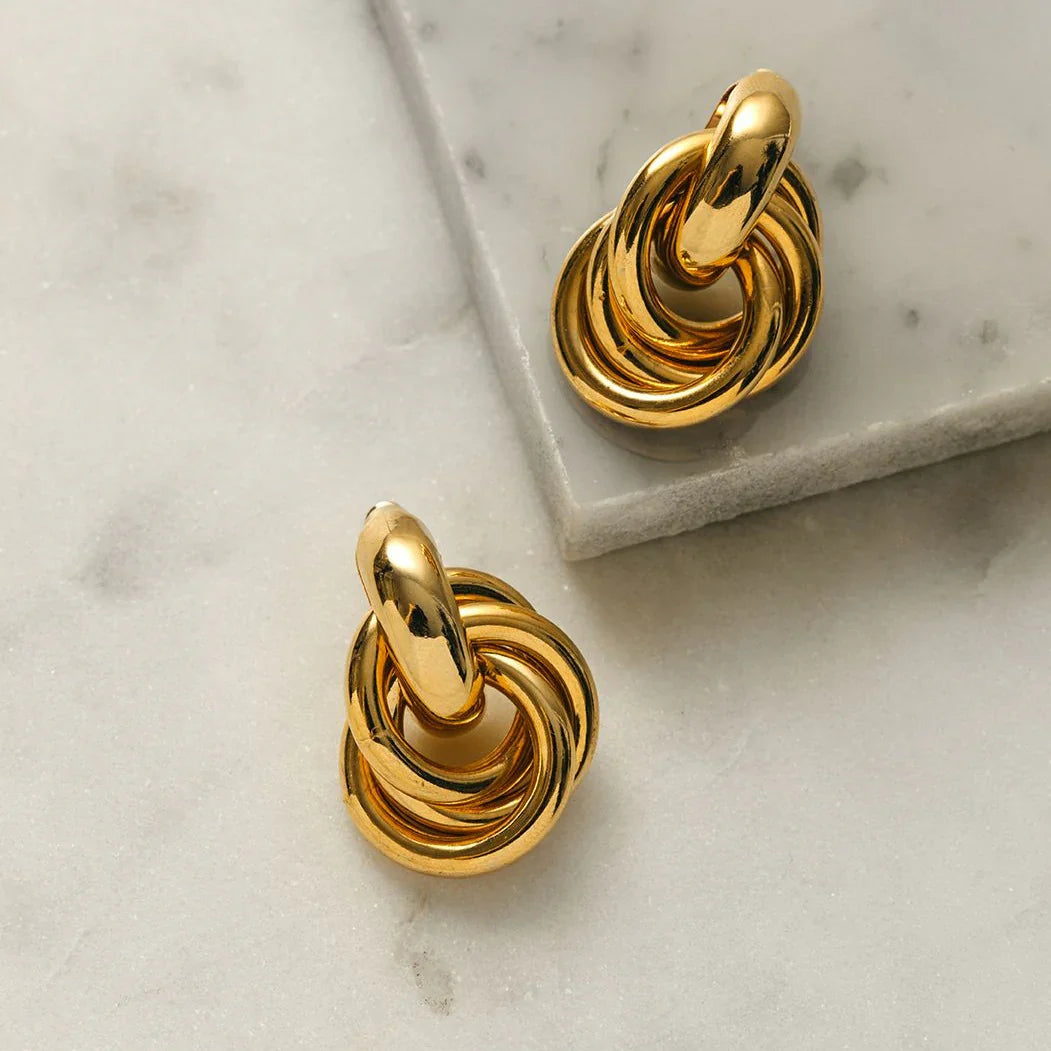 Elegant White Gold Interlocking Statement Earrings – Lightweight Design for Special Occasions and Everyday Wear 4