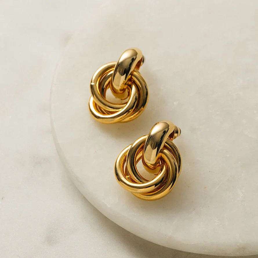 Elegant White Gold Interlocking Statement Earrings – Lightweight Design for Special Occasions and Everyday Wear 5