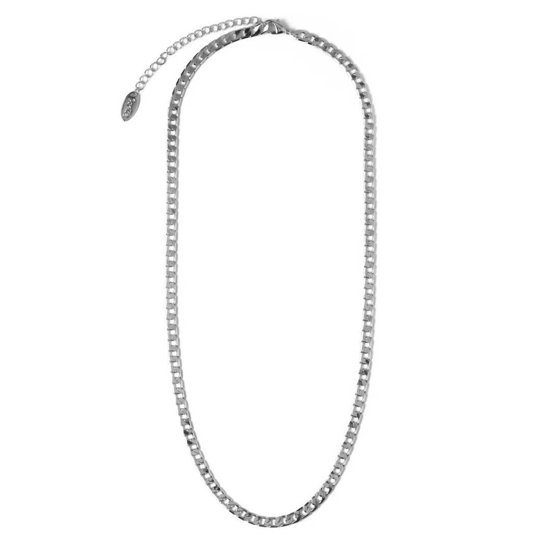 Flat Link Curb Chain Necklace in White Gold – Elegant Jewelry Accessory for Versatile Style and Timeless Elegance 1