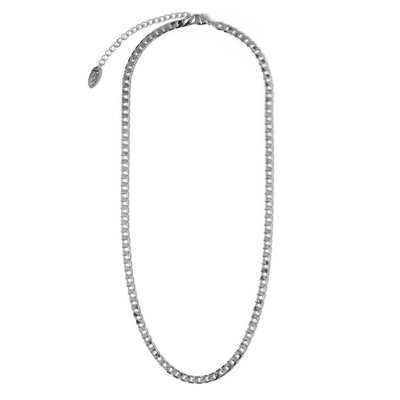 Flat Link Curb Chain Necklace in White Gold – Elegant Jewelry Accessory for Versatile Style and Timeless Elegance 1