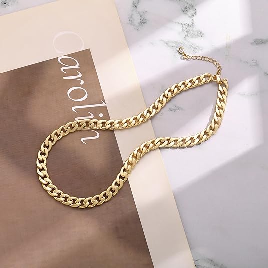 Gold Cuban Link Necklace – Chunky Design, Adjustable Length, Elegant Statement Jewelry for Casual and Formal Wear 1