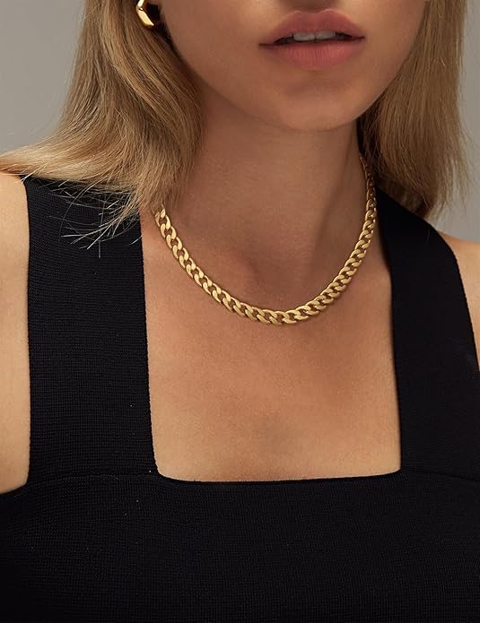 Gold Cuban Link Necklace – Chunky Design, Adjustable Length, Elegant Statement Jewelry for Casual and Formal Wear 3
