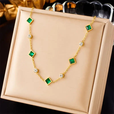 Gold Necklace with Elegant Design, Adjustable Gold Chain, Minimalist Style for Any Occasion 0