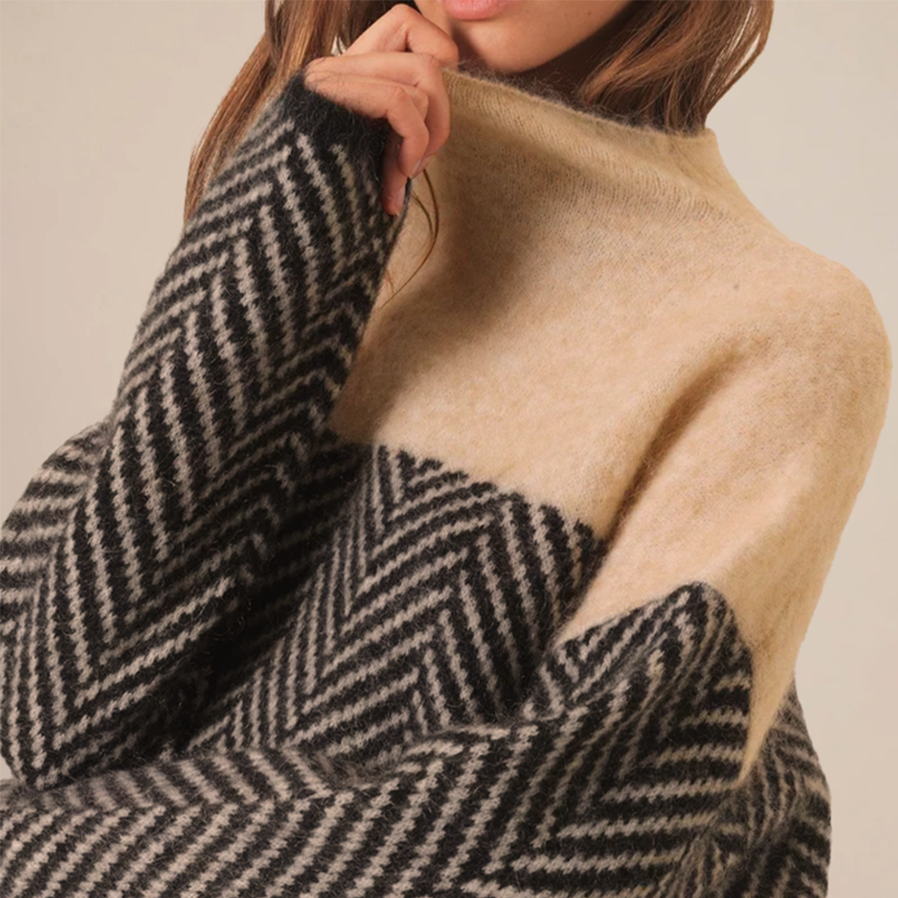 Kiki | Women's Cashmere Sweater With Herringbone Detailing 2