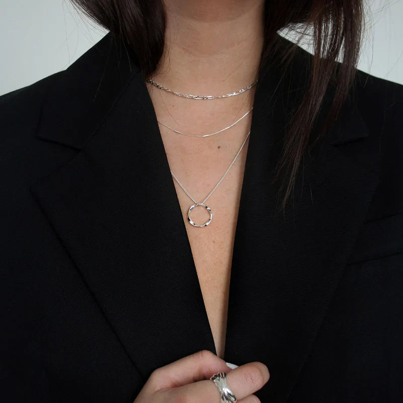 Open Circle Three Row Gold Necklace in White Gold – Elegant Layered Design for Versatile Style 5