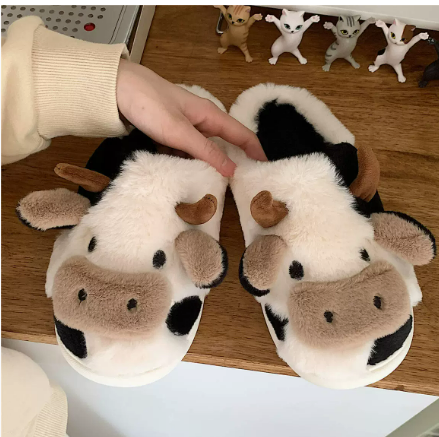 Sophia | Women's Slippers With Cozy Animal Motif 0